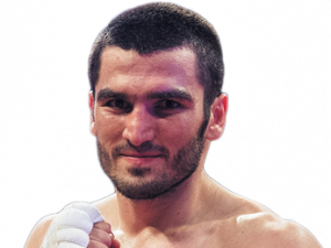 Artur Beterbiev photo