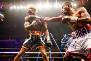 Lara's Manager: That Was Old School War, Fight of The Year