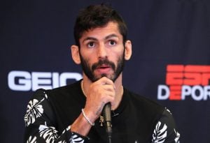 Linares: I Want To Continue, To Keep Working - Ref Stopped It!