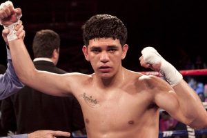 Alex Saucedo stops Lenny Zappavigna in seventh round of bloody war