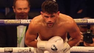 Joe Cordina: Welsh lightweight withdraws injured from Scott Cardle bout