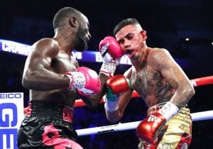 Terence Crawford finishes off Jose Benavidez Jr. with 18 seconds left to retain title