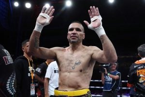 Mundine retires after loss to Horn