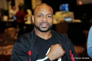 Roy Jones Jr. fighter Alex Flores promises Joseph Parker KO