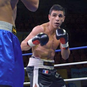 After title fight postponements, Nordine Oubaali doesn’t care where he fights Rau’shee Warren