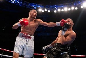 Chris Eubank Jr. clearly outpoints James DeGale in untidy UK showdown