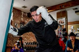 Leo Santa Cruz wants Rafael Rivera KO, then Gary Russell Jr.