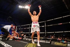 Jordan Gill dominates Emmanuel Dominguez, scores third-round stoppage