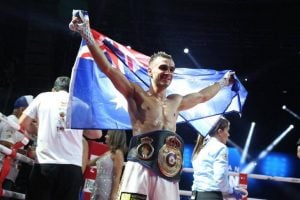 Andrew Moloney starches Miguel Gonzalez in 8, earns WBA jr. bantam title shot