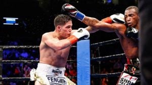 Erislandy Lara and Brian Castaño battle to an agreeable draw