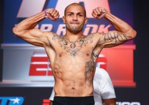Arnold Barboza vs. Mike Alvarado Set Down For Loma-Crolla