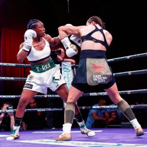 Claressa Shields dominates Hammer, makes history as first female Ring champion