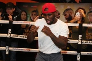 Is Guillaume Frenois standing in the way of significant fights for Tevin Farmer?
