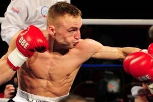 Metcalf Puts Away Jason Welborn With Left Hook in The Eight