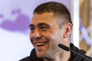 Allen to make return on Oct. 19 in Newcastle