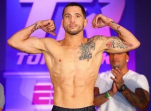 Jason Sosa Drops Rhodes Three Times, Stops Him in Seventh