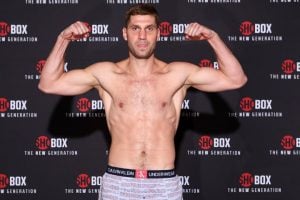 Vladimir Shishkin Dominates, Stops DeAndre Ware