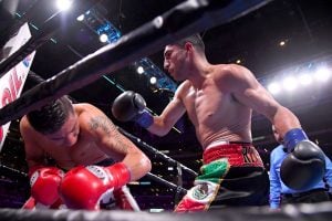 Lopez overpowers Molina in PPV opener