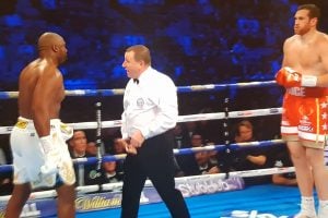 Dereck Chisora vs David Price report: Fourth-round stoppage in explosive fight