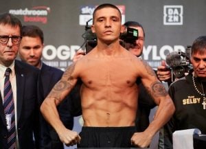 Lee Selby Edges Ricky Burns By Majority Decision in Close Fight