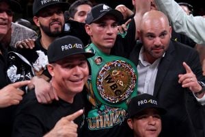 Estrada re-injures hand, postpones January 30th bout Yafai