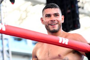 Barboza stays unbeaten with knockout of Silva