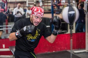 Experience shows as Diego Magdaleno drops, outpoints Austin Dulay