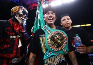 Miguel Berchelt Punishes, Stops Eleazar Valenzuela in Sixth