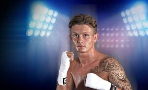 Archie Sharp Barely Overcomes Jeff Ofori, Wins Razor-Close Decision