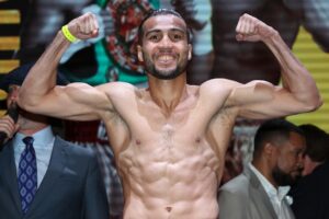 Giyasov Crushes Campos in Third With Body Shot