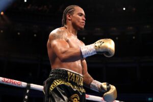 Yarde shakes rust, stops Spelman, Arthur next