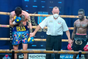 Ohara Davies vs Tyrone McKenna is more tactical than ferocious as OD wins the Golden Contract