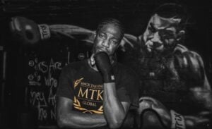 Akeem Ennis-Brown Wins Tough Decision Over Philip Bowes