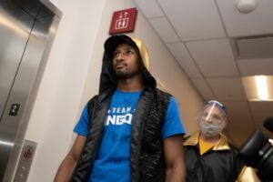 Carlos Gongora Rallies To Blast Out Ali Akhmedov In 12th Round Shocker