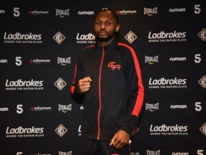 Craig Richards Breaks Down Shakan Pitters, Stops Him in Ninth