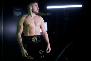 Florian Marku vs. Rylan Charlton on Avanesyan-Kelly Card