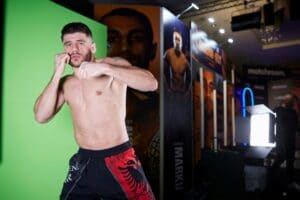 Florian Marku Gets Off The Floor, Stops Rylan Charlton in Eight