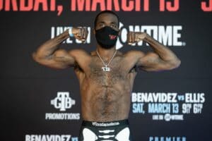 Terrell Gausha Drops, Stops Jamontay Clark Inside Of Two Rounds