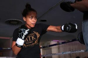 Hearn: Jonas will be tough fight for Taylor