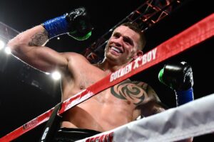 Smith wins suspect decision over Vlasov, Ajagba scores killer KO of Howard