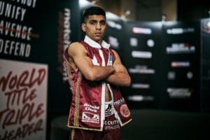 Kash Farooq Works Hard, Wins Decision Over Espinoza at Copper Box