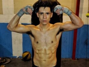 Omar Juarez Scores Dominant Unanimous Decision Win over Elias Araujo