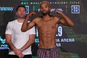 Azinga Fuzile Drops Martin Ward Twice, Stops Him in Seventh