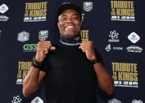 Anderson Silva Shocks Julio Cesar Chavez Jr, Boxes To Split Decision Win