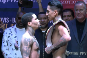 Weights: Tank Davis 139¾, Barrios 139½