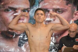 Giovanni Santillan Outboxes Cecil McCalla In Unanimous Decision Win