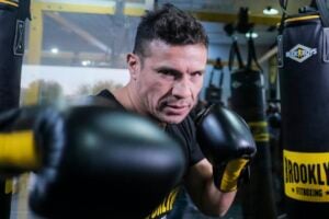 Martinez continues comeback tour against Rose on Sept. 18