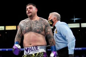Ruiz in talks to face Martin in October
