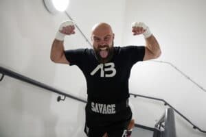 Alen Babic Aims To Wipe Out Mark Bennett in First Three Rounds