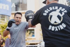 De La Hoya Not Concerned With Belfort's PED Controversies